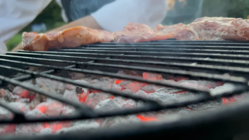 Cooking over charcoal